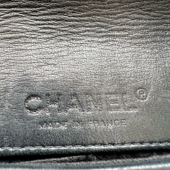 Vintage Chanel Knot Lambskin Bag - Picture 12 of 16
